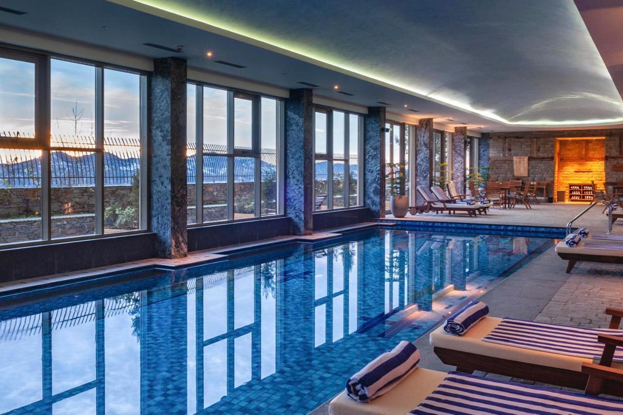 Taj Theog Resort & Spa 西姆拉 外观 照片
