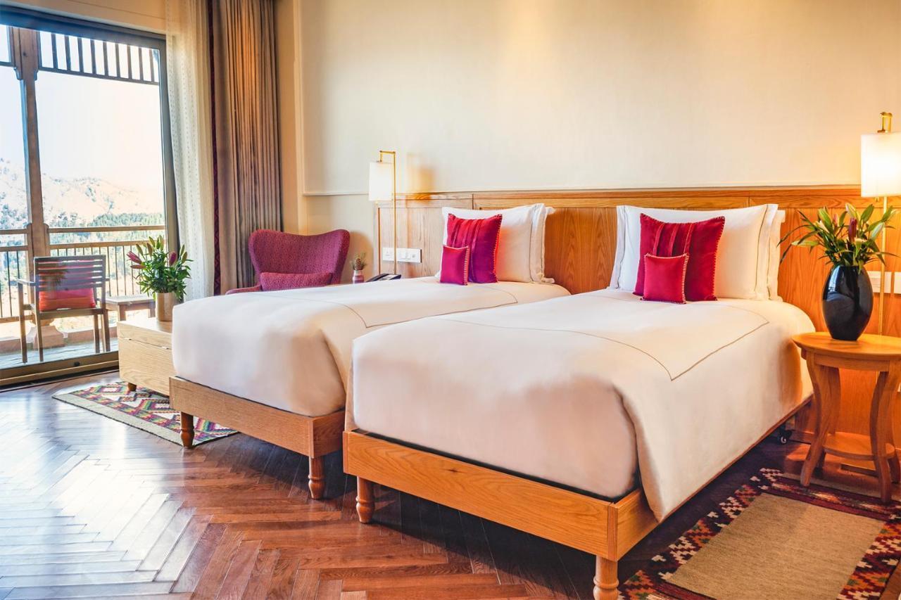 Taj Theog Resort & Spa 西姆拉 外观 照片