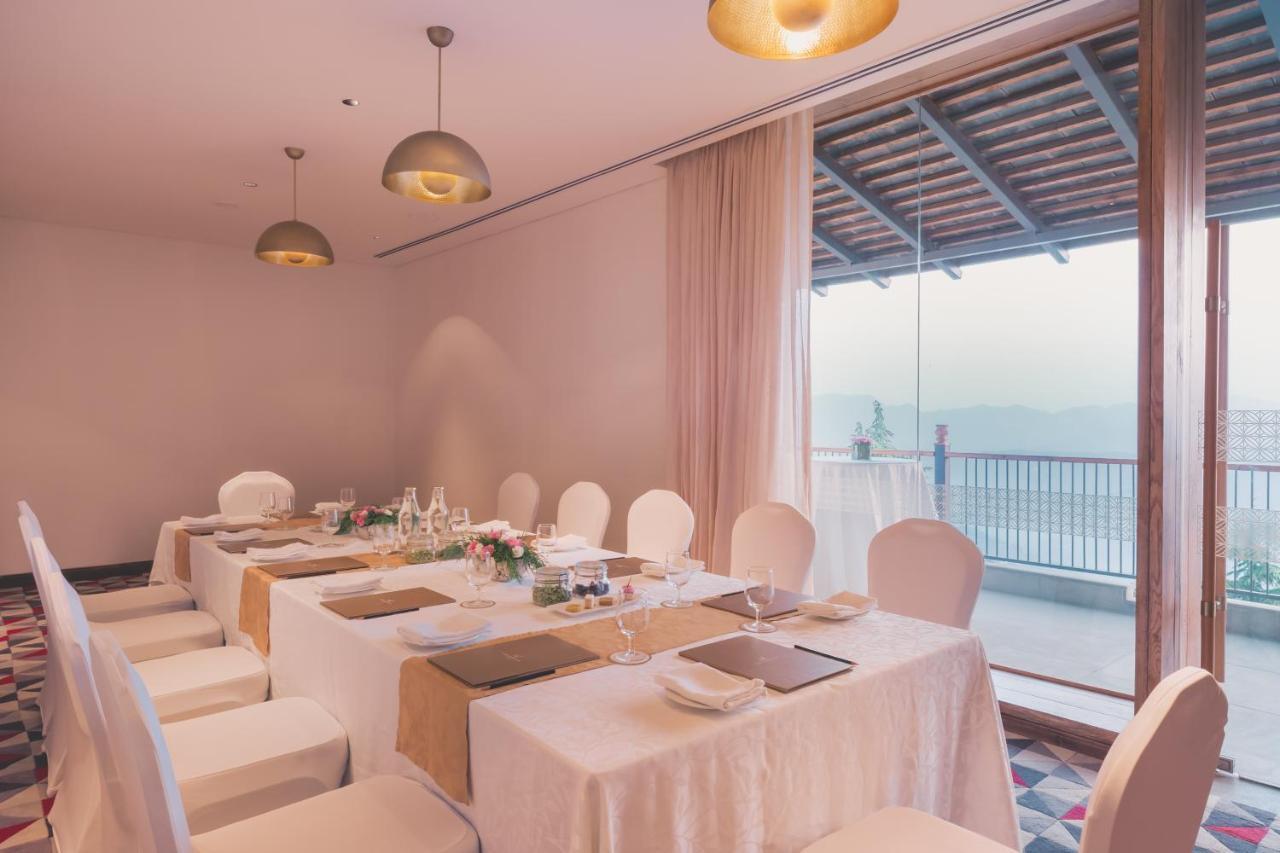 Taj Theog Resort & Spa 西姆拉 外观 照片