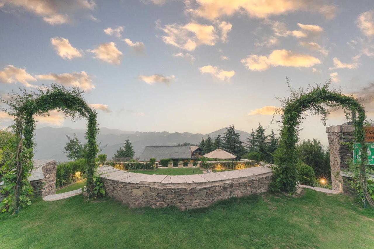 Taj Theog Resort & Spa 西姆拉 外观 照片