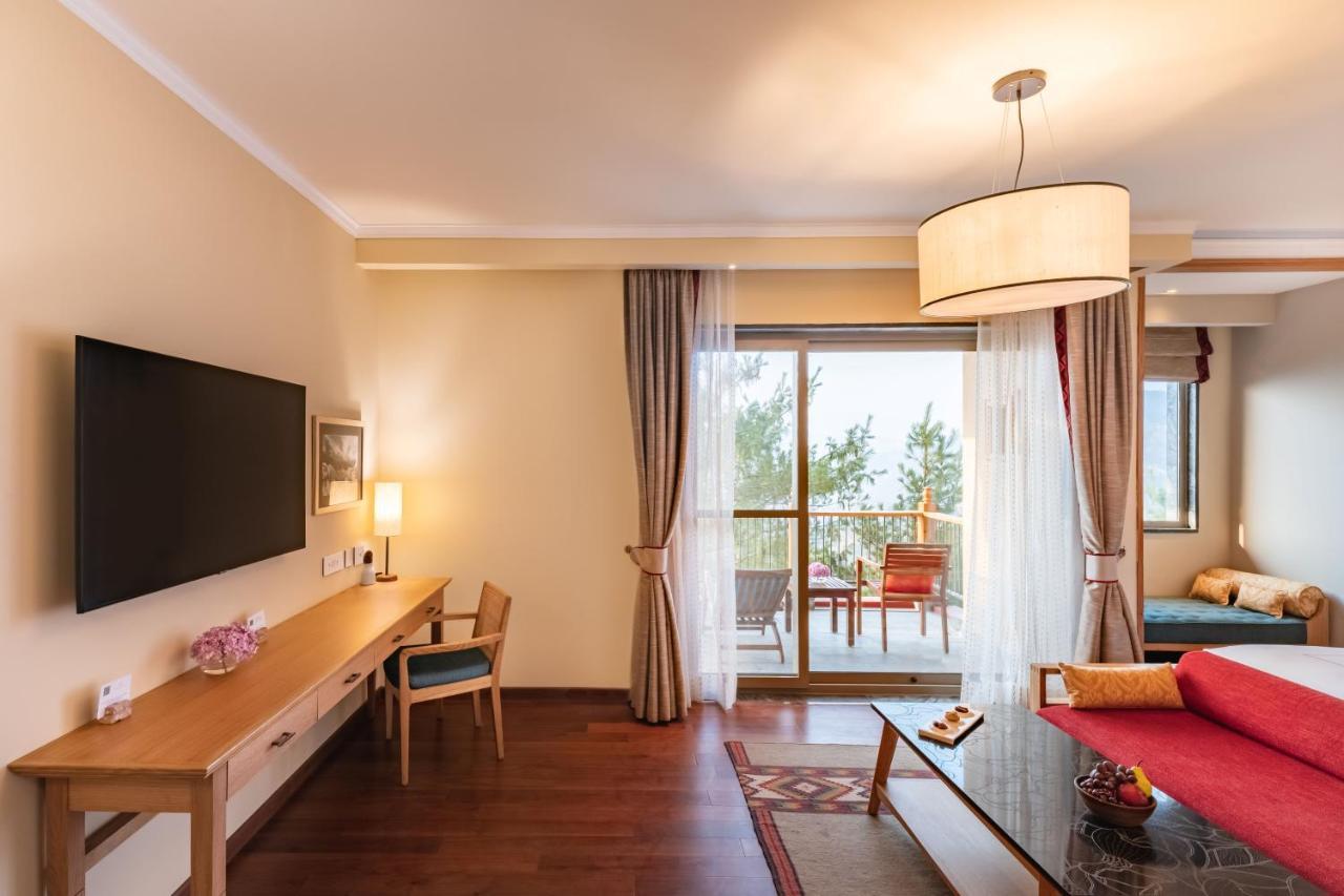 Taj Theog Resort & Spa 西姆拉 外观 照片