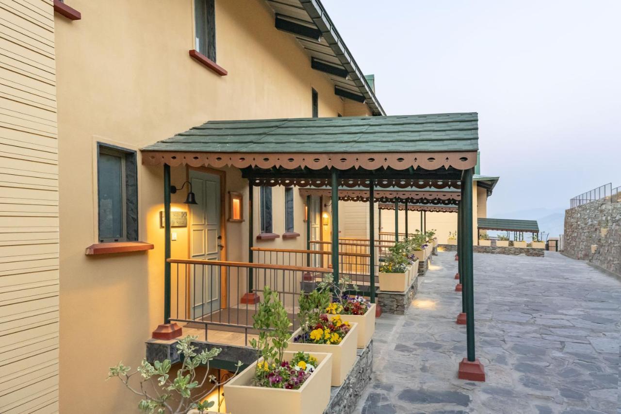 Taj Theog Resort & Spa 西姆拉 外观 照片