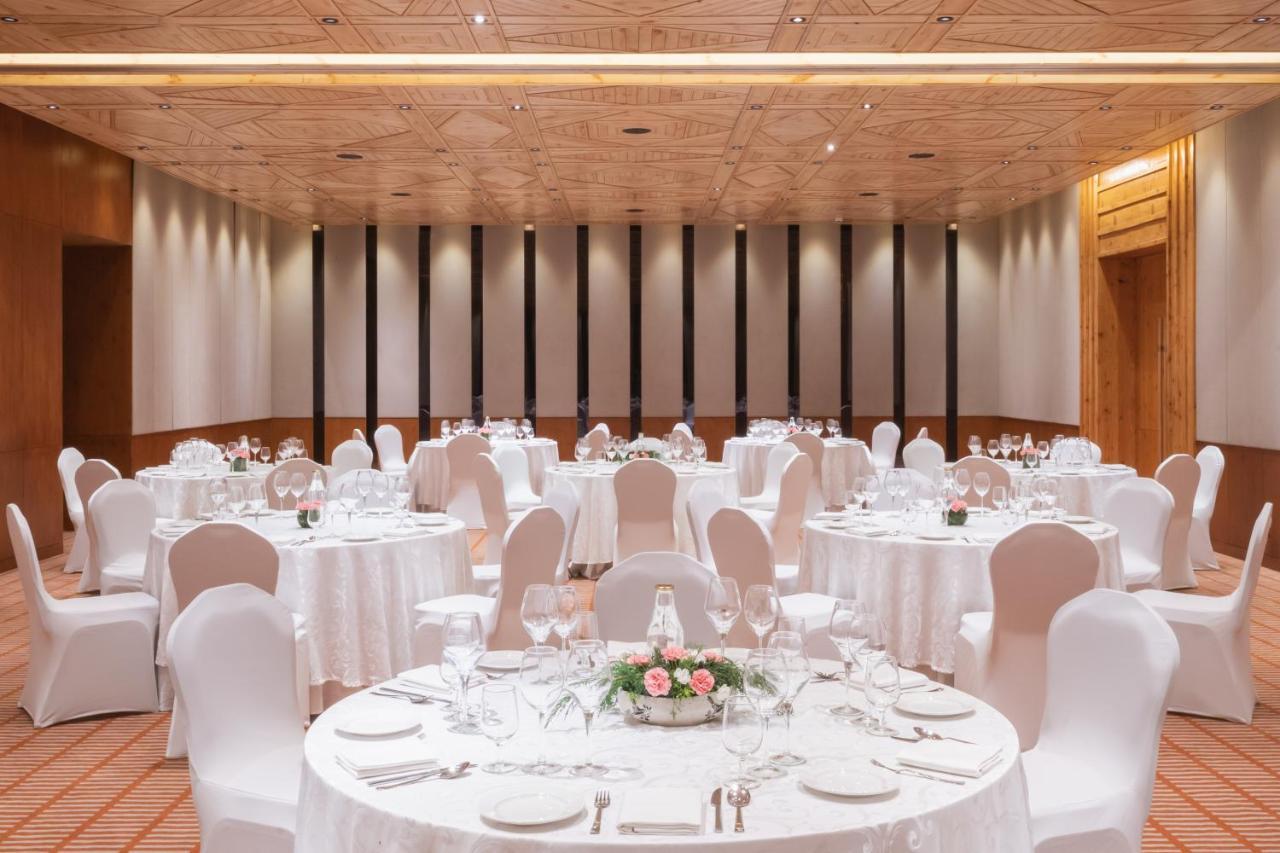 Taj Theog Resort & Spa 西姆拉 外观 照片