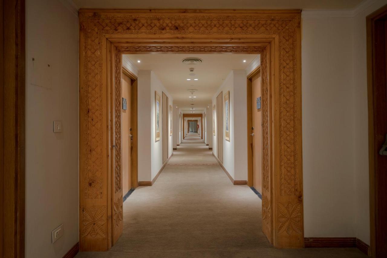 Taj Theog Resort & Spa 西姆拉 外观 照片